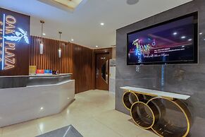 Oak Plaza Suites
