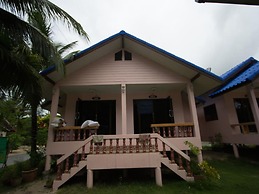 Chaiwat Resort