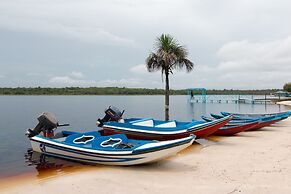 Lake Mainstay Resort