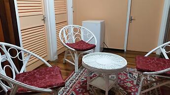 Lake Mainstay Resort