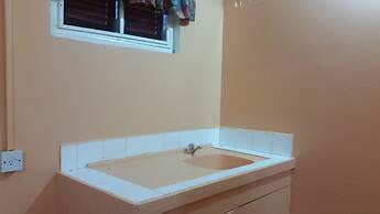 Lake Mainstay Resort