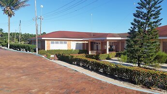 Lake Mainstay Resort