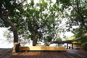 Seashell Village Resort