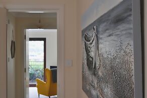 Harbour House - Donnini Apartments