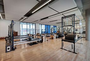 Hotel X Toronto, a Destination by Hyatt Hotel