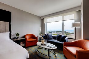 Hotel X Toronto, a Destination by Hyatt Hotel