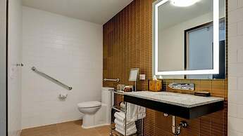 Hotel X Toronto, a Destination by Hyatt Hotel