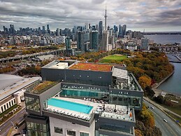 Hotel X Toronto, a Destination by Hyatt Hotel
