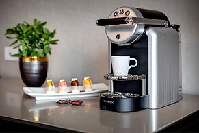 Hotel X Toronto, a Destination by Hyatt Hotel