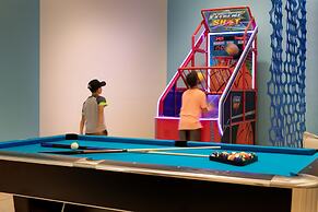 Hotel X Toronto, a Destination by Hyatt Hotel