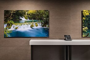 Hotel X Toronto, a Destination by Hyatt Hotel