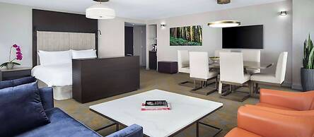 Hotel X Toronto, a Destination by Hyatt Hotel