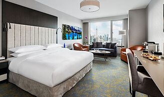 Hotel X Toronto, a Destination by Hyatt Hotel