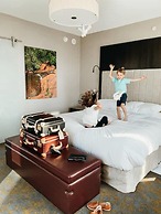 Hotel X Toronto, a Destination by Hyatt Hotel