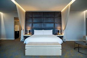 Hotel X Toronto, a Destination by Hyatt Hotel