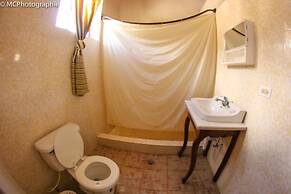 Rollanda Hotel Restaurant