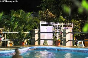 Rollanda Hotel Restaurant