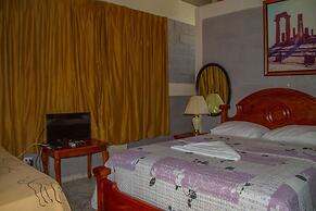 Rollanda Hotel Restaurant