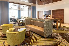 Holiday Inn Express & Suites Saskatoon East - University by IHG