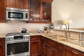 The Victoria 4 1 Bedroom Condo by RedAwning