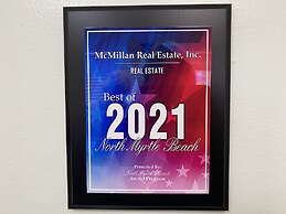 Ocean Keyes 2036 by RedAwning