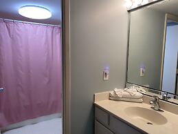 Shoreham Towers 5C by RedAwning