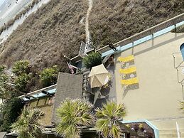 Shoreham Towers 5C by RedAwning