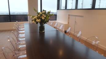 Whitehorse Towers Self Service Apartment