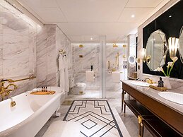 Admiral Hotel Manila - MGallery Collection