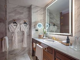 Admiral Hotel Manila - MGallery Collection