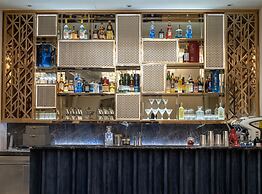 Admiral Hotel Manila - MGallery Collection