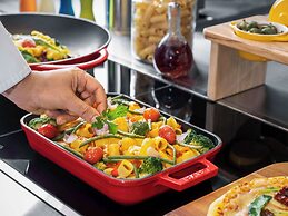 Admiral Hotel Manila - MGallery Collection