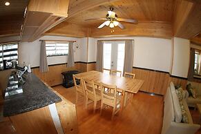 Hakuba Powder Cottages