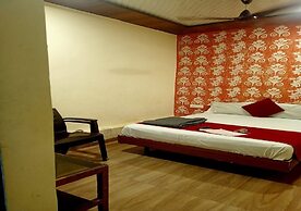 Hotel Geetanjali St Bus Stand Panvel