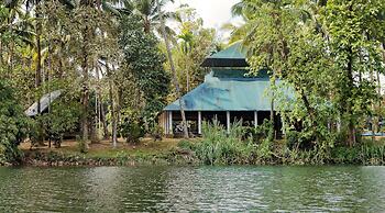 Amritara Riverside Luxury Tents