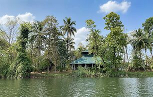 Amritara Riverside Luxury Tents