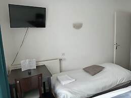 Hôtel Le Lyon Vert Commentry