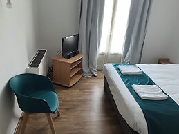 Hôtel Le Lyon Vert Commentry