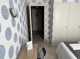 Hôtel Le Lyon Vert Commentry