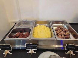 Hôtel Le Lyon Vert Commentry