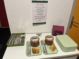 Hôtel Le Lyon Vert Commentry