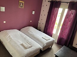 Hôtel Le Lyon Vert Commentry