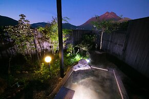 Yufuin Bath Satoyamasafu