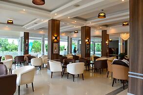 Grand Royal Swiss Hotel