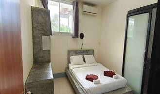 Top Harvest Rental - Hostel