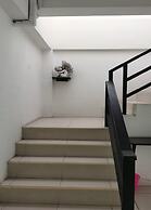 Top Harvest Rental - Hostel