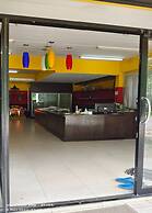 Top Harvest Rental - Hostel