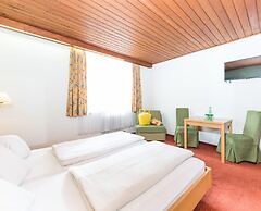 Zur Post & Appartementhaus Kern