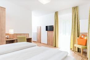 Zur Post & Appartementhaus Kern