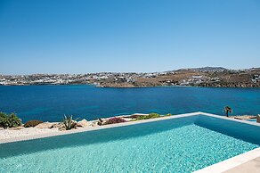 Carpe Diem Villas Mykonos - Heated Pool